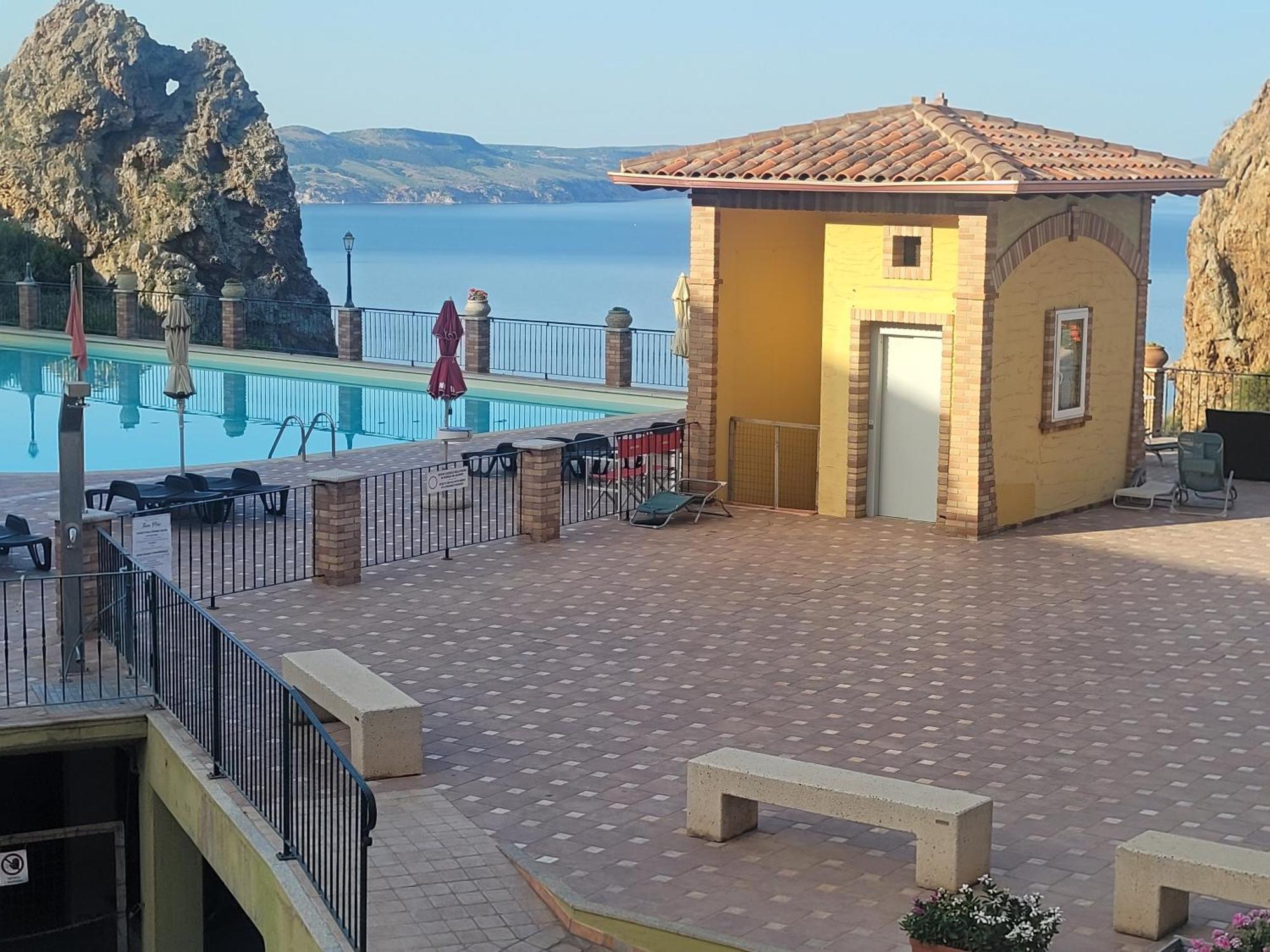 Villa Tramonti Sul Mare Nebida Exterior photo